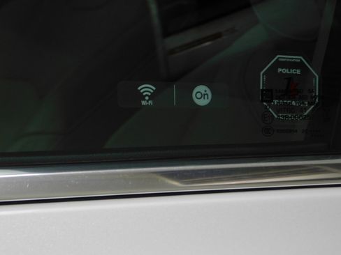 Used 2021 Cadillac XT4 Premium Luxury image 24