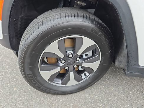 Used 2024 Jeep Grand Cherokee Limited 4xe image 36