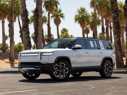 Used 2024 Rivian R1S Adventure