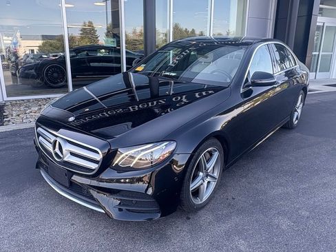 Certified 2017 Mercedes-Benz E 300 4MATIC image 2