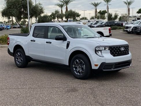 New 2025 Ford Maverick XLT w/ Equipment Group 301A image 33