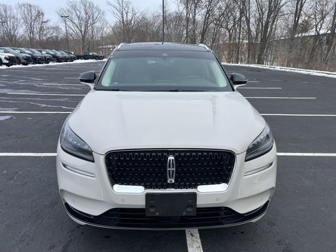 Used 2021 Lincoln Corsair Reserve w/ Equipment Group 201A image 8