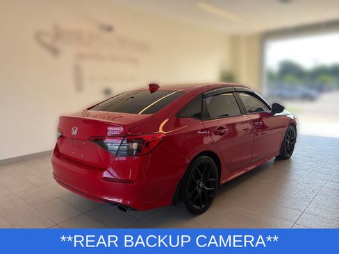 Used 2022 Honda Civic Sport image 3