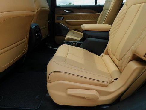 New 2025 Jeep Grand Cherokee L Summit image 22