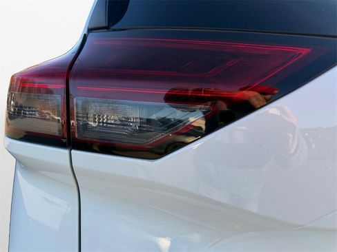 Certified 2024 Nissan Rogue S image 21