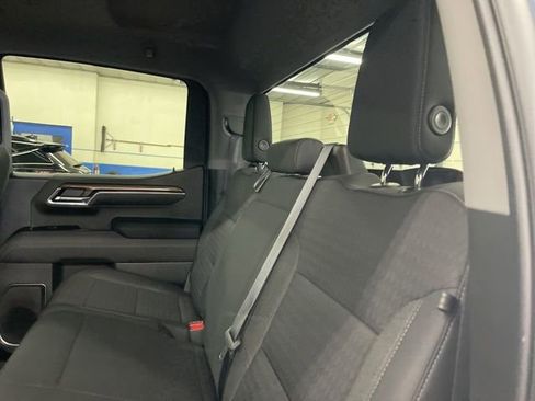 Used 2022 Chevrolet Silverado 1500 LT image 17