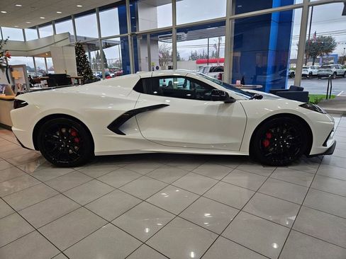 New 2026 Chevrolet Corvette Stingray Convertible w/ Z51 Performance Package RWD image 7