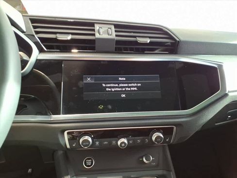 Used 2025 Audi Q3 2.0T Premium w/ Convenience Package image 14