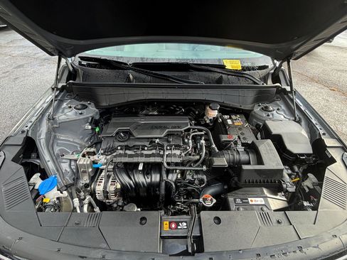 Used 2025 Hyundai Kona SEL image 34