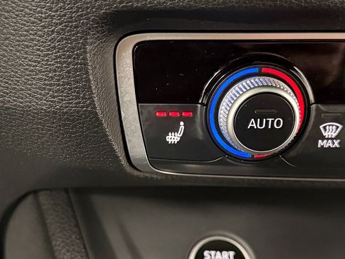 Used 2023 Audi Q3 2.0T Premium Plus w/ Premium Plus Package image 27