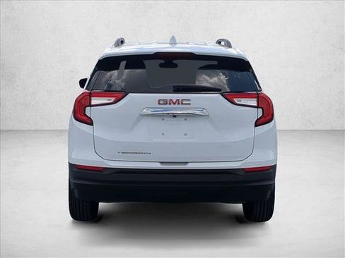 Certified 2023 GMC Terrain SLE w/ Driver Convenience Package FWD image 7