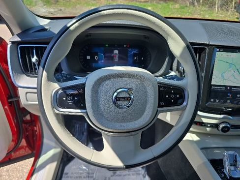 Certified 2024 Volvo XC60 B5 Ultimate AWD/4WD image 31