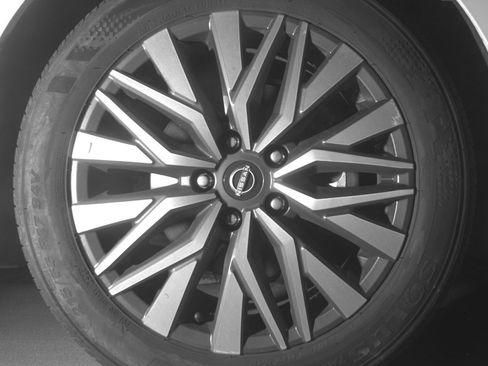 Used 2025 Nissan Altima 2.5 SV image 10