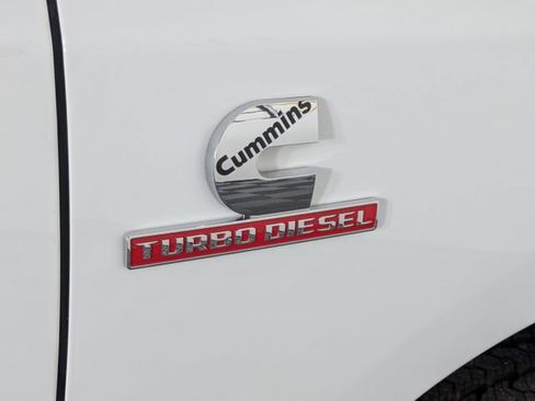 Used 2024 RAM 2500 Laramie AWD/4WD image 39