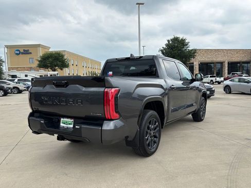New 2025 Toyota Tundra Platinum image 5