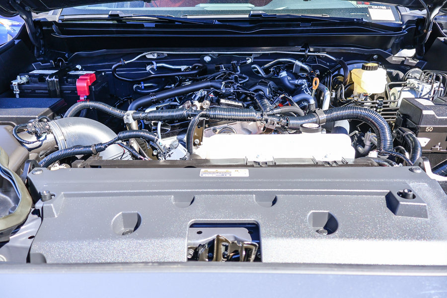 Used 2025 Toyota Tacoma SR5 AWD/4WD image 21