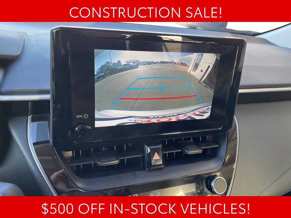 Used 2025 Toyota Corolla LE FWD image 18
