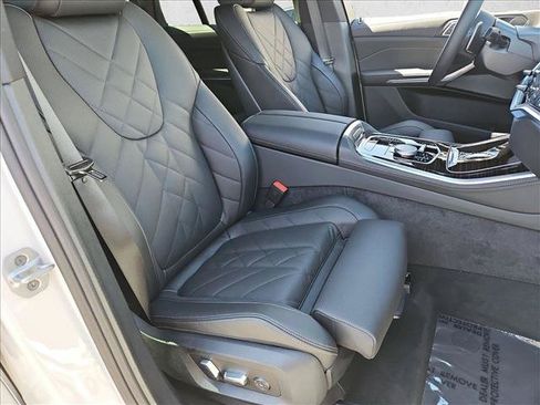 Used 2026 BMW X5 sDrive40i w/ M Sport Package RWD image 21