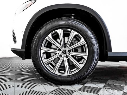 Certified 2023 Mercedes-Benz GLC 300 image 6