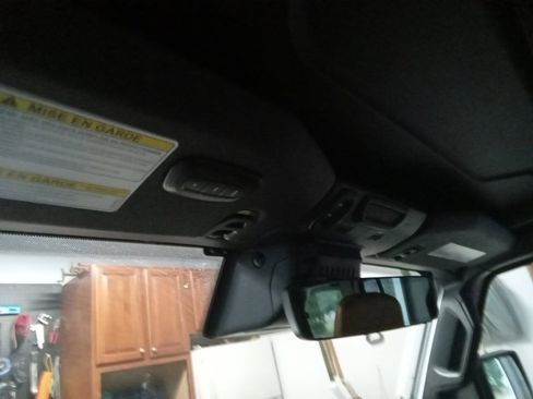 Used 2022 Jeep Wrangler Unlimited Sahara w/ Cold Weather Group image 15