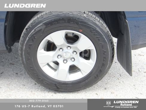 Used 2023 RAM 1500 Big Horn AWD/4WD image 9