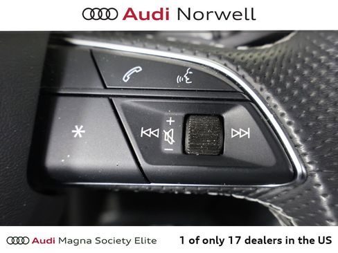 Used 2023 Audi SQ8 Premium Plus AWD/4WD image 32