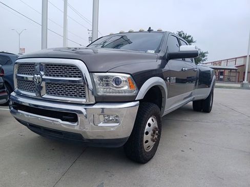 Used 2016 RAM 3500 Laramie AWD/4WD image 3