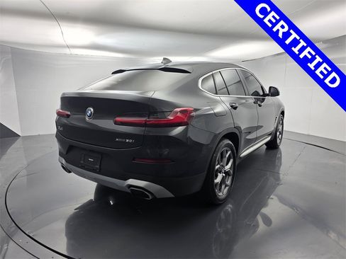 Used 2023 BMW X4 xDrive30i image 4