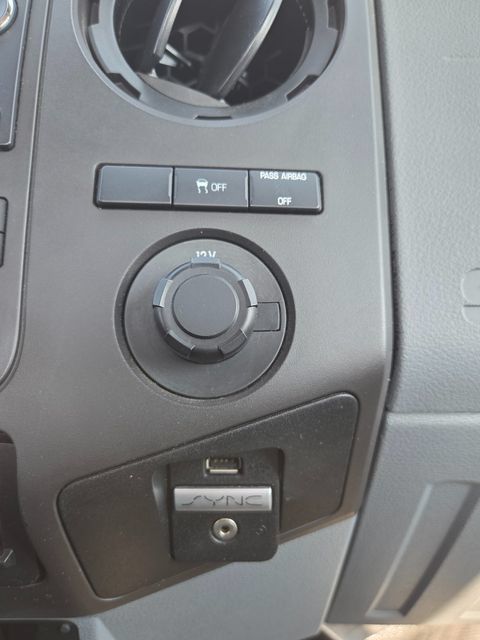 Used 2016 Ford F250 XL AWD/4WD image 9
