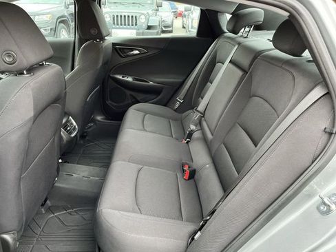 Used 2023 Chevrolet Malibu LT w/ LPO, Floor Liner Package FWD image 25