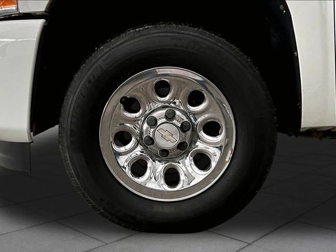 Used 2011 Chevrolet Silverado 1500 W/T w/ LS Package RWD image 9