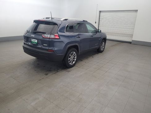 Used 2020 Jeep Cherokee Latitude Plus w/ Cold Weather Group AWD/4WD image 9