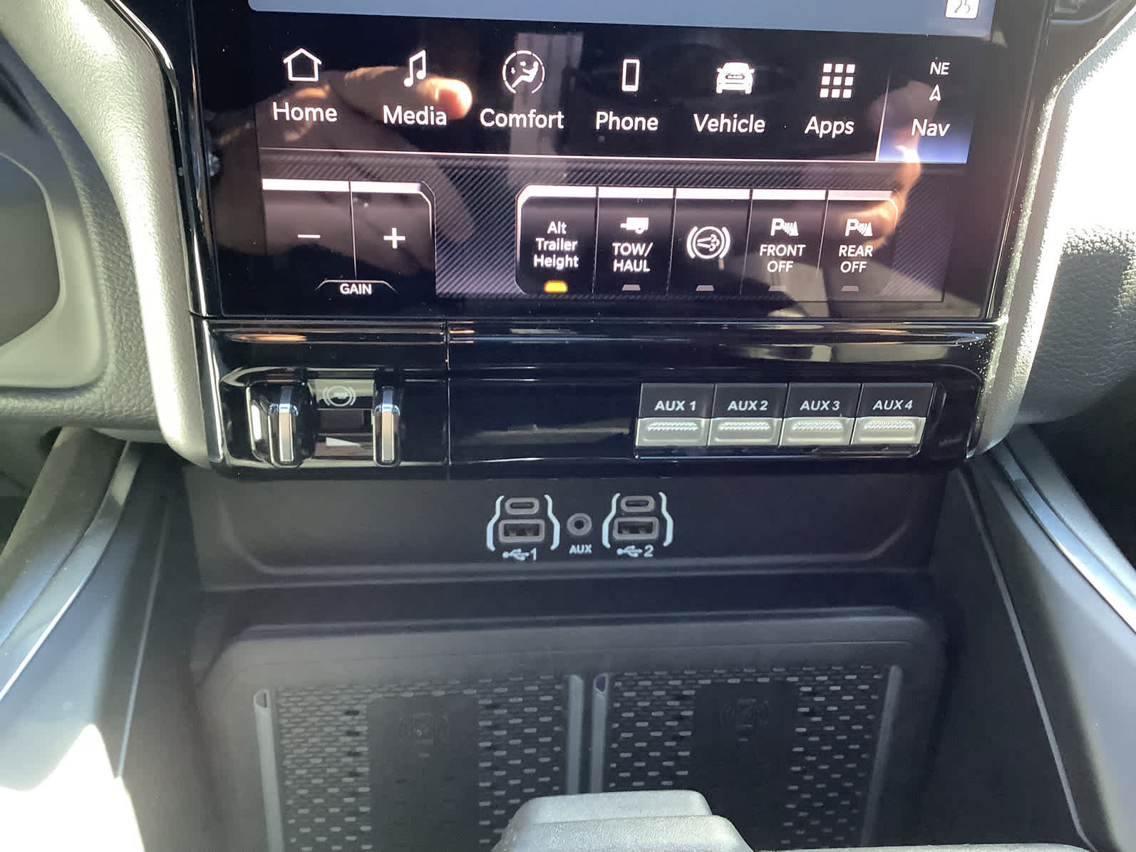 Used 2025 RAM 2500 Laramie AWD/4WD image 20