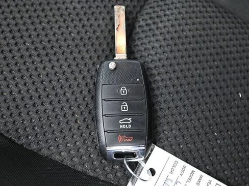 Used 2020 Kia Optima LX FWD image 24