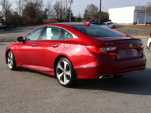 Used 2019 Honda Accord Touring image 5