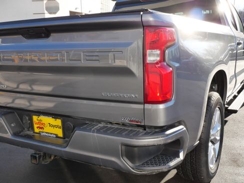 Used 2022 Chevrolet Silverado 1500 Custom w/ Safety Confidence Package image 17