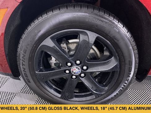 Certified 2024 Buick Enclave Essence w/ Experience Buick Package FWD image 25