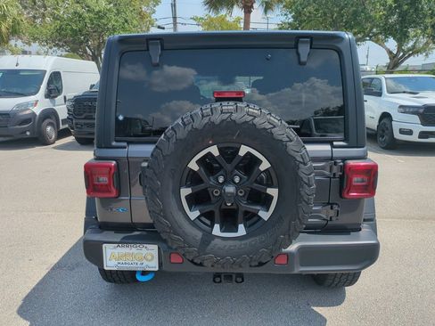 Used 2024 Jeep Wrangler Unlimited Rubicon 4xe AWD/4WD image 7