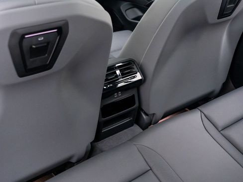 New 2027 BMW 550e xDrive AWD/4WD image 18