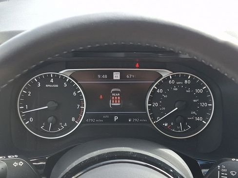 Certified 2025 Nissan Pathfinder SL AWD/4WD image 23