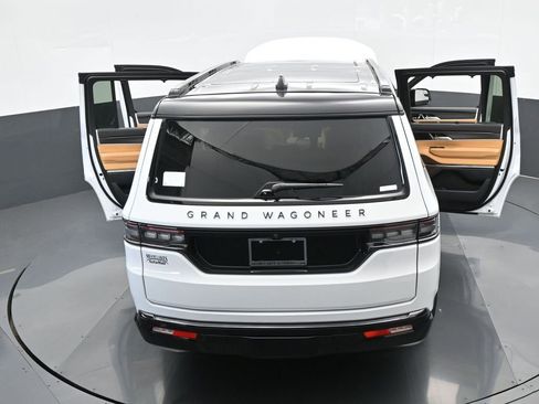 Used 2024 Jeep Grand Wagoneer Series III w/ Quick Order Packagew 28T image 68