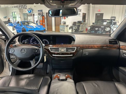 Used 2007 Mercedes-Benz S 550 image 16