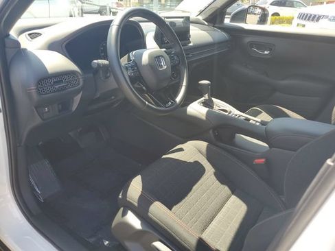 Certified 2025 Honda HR-V Sport image 17