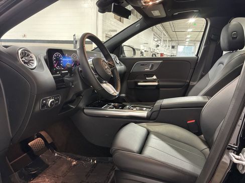 Used 2025 Mercedes-Benz GLA 250 4MATIC image 8