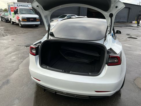Used 2023 Tesla Model 3 Performance image 25