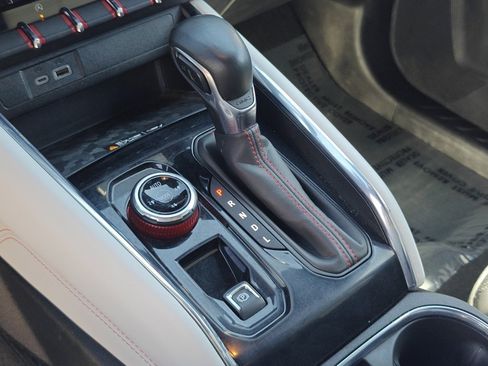 Used 2023 GMC Canyon AT4X image 19