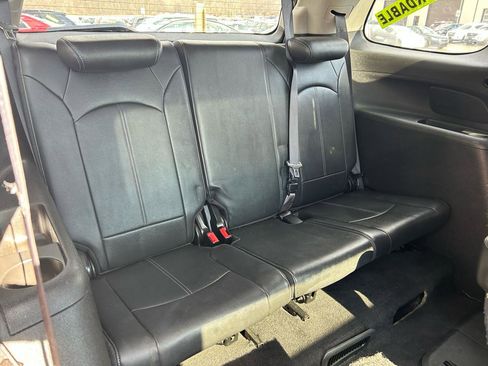 Used 2013 GMC Acadia SLT image 12