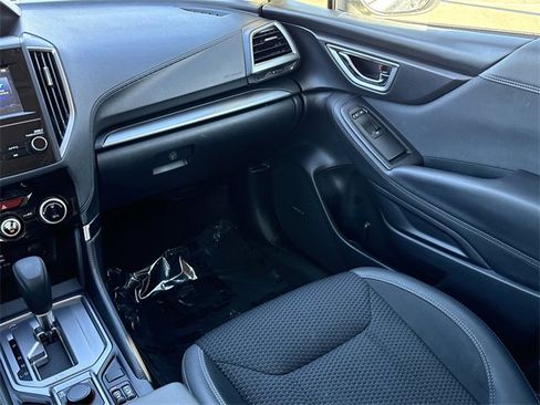 Used 2024 Subaru Forester Premium image 13