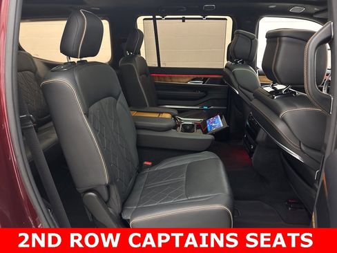 Used 2022 Jeep Grand Wagoneer Series III image 10