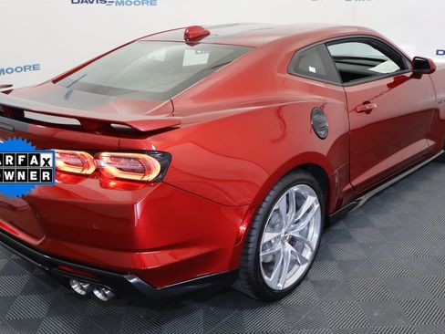 Certified 2022 Chevrolet Camaro SS w/ Design Package 2 RWD image 6